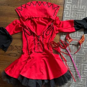 Devil costume S/M pet and smoke free home